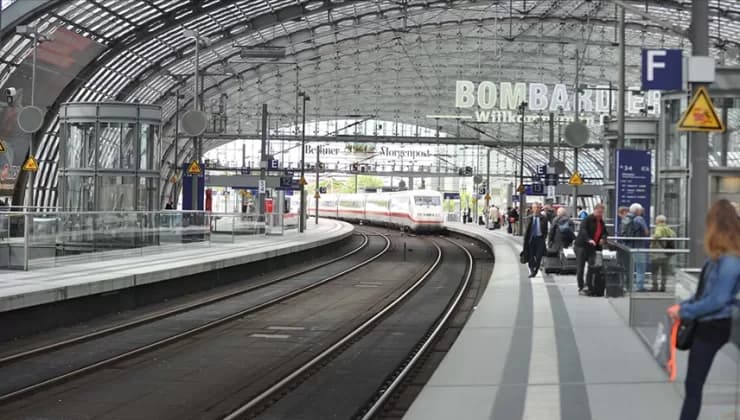 Nürnberg’de Toplu Taşımaya Grev Darbesi