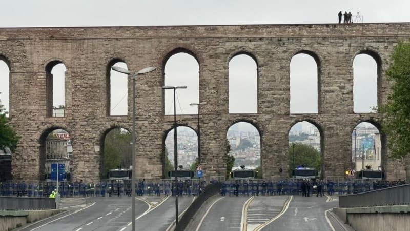 1 Mayıs korteji Taksim Meydanı'na yürümek istiyor, polis izin vermiyor