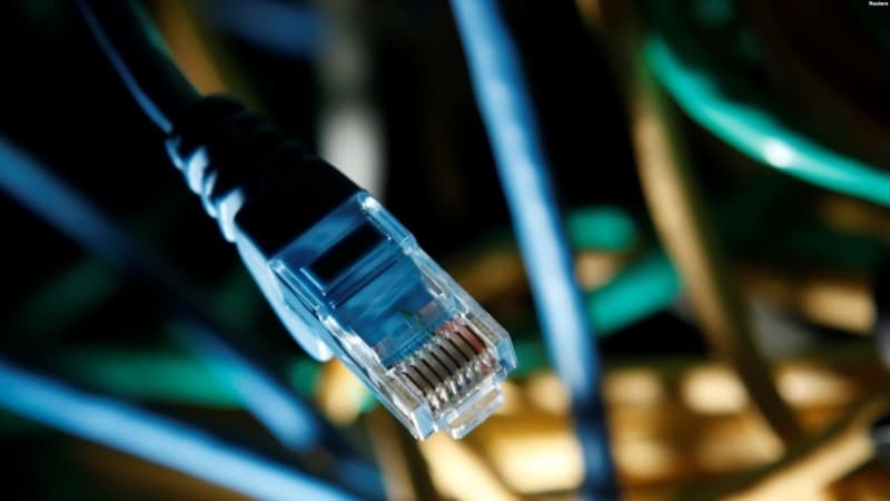 “Türkiye’de internet yavaş, zamlar hızlı”
