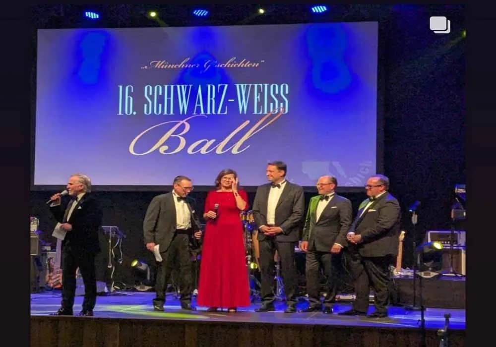 Münih’te schwarz-weiss balosu büyük bir görkemle gerçekleşti