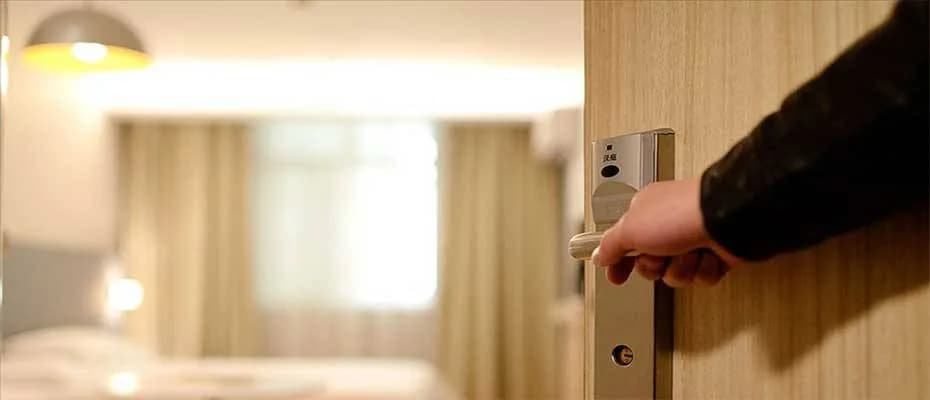 Son 3 yılda 4 bin 380 turizm tesisi eksiklikler nedeniyle kapatıldı