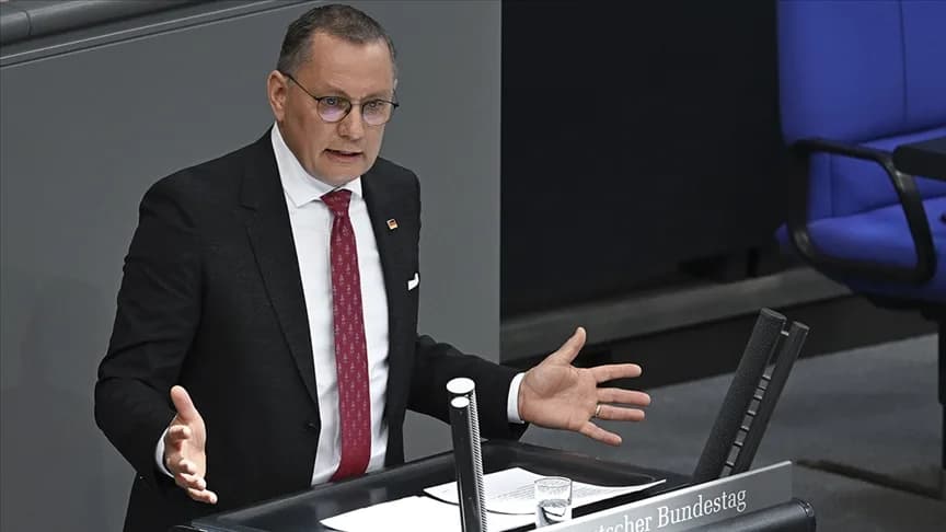 Tehlike büyüyor! AfD`nin oy oranı yüzde 23,5’e yükseldi
