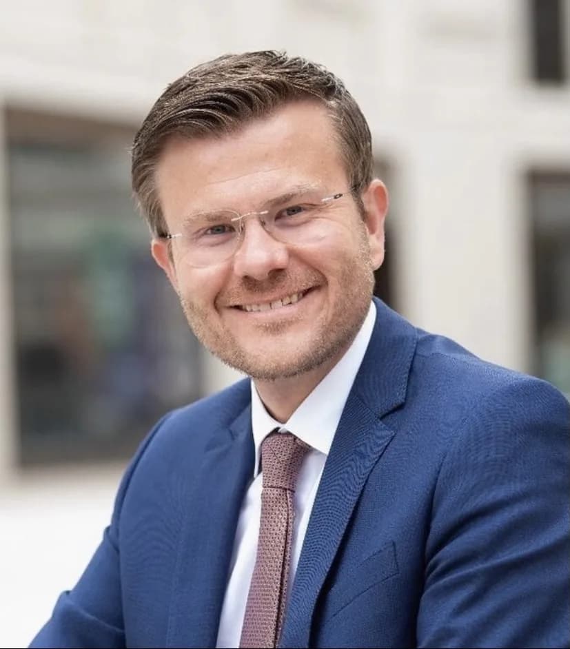 Marcus König Yeniden Aday!
