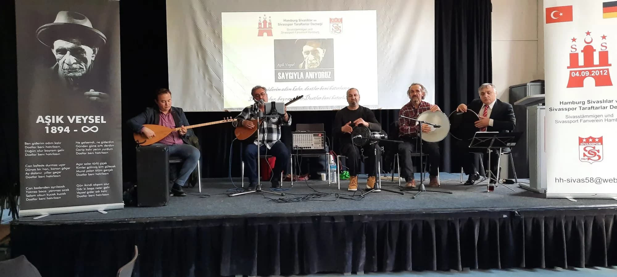 Âşık Veysel Şatıroğlu Hamburg’da Anıldı