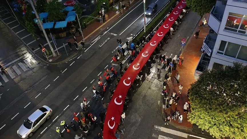 Samsun’da Bayrak Yürüyüşü ve Fener Alayı düzenlendi