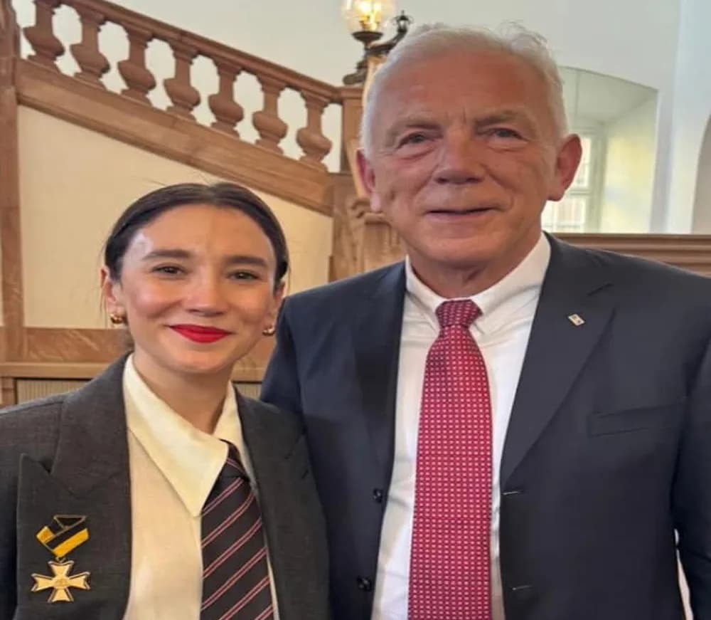 Sibel Kekilli’ye Baden -Württemberg Liyakat Nişanı
