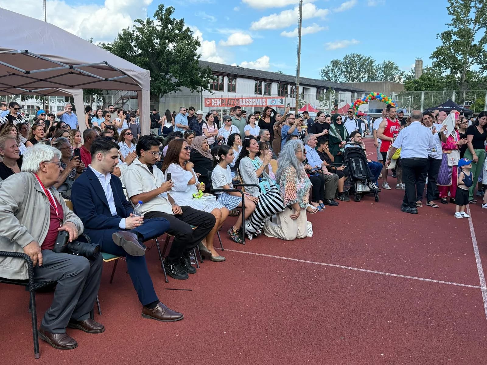 Berlin’de TDU Yaz Şenliği Coşkuyla Gerçekleşti
