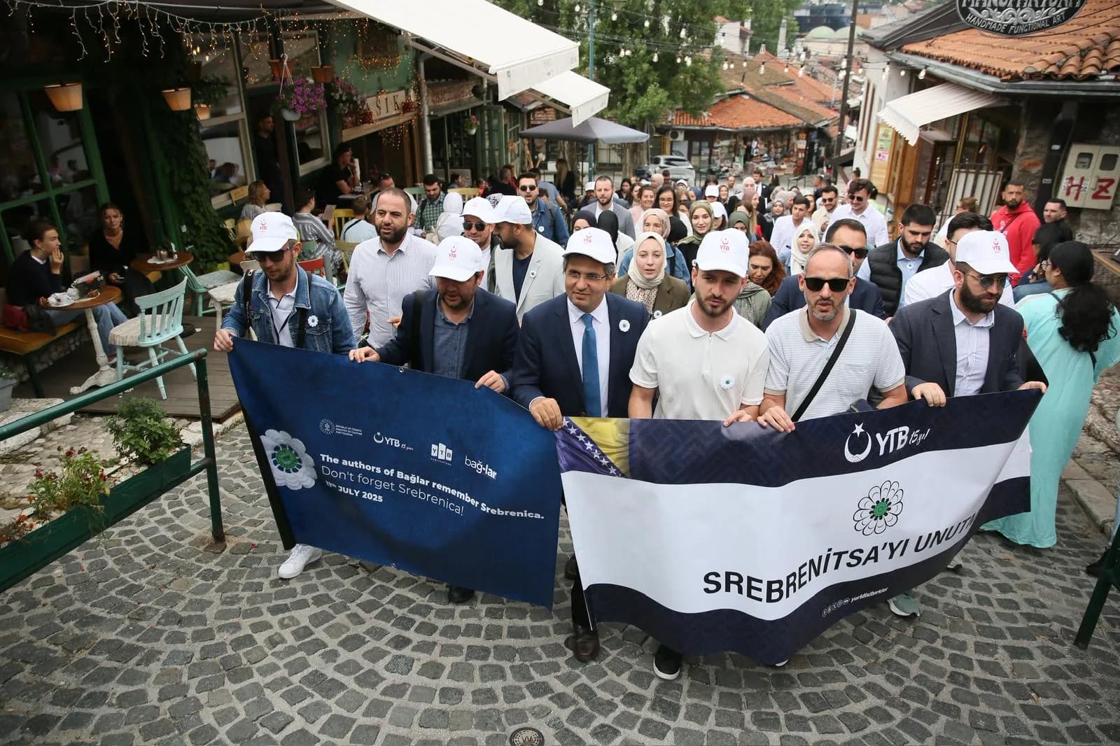 Srebrenitsa Soykırımı’nın 30. yılı kapsamında YTB, Bosna’da akademi programları ve yürüyüşler düzenledi