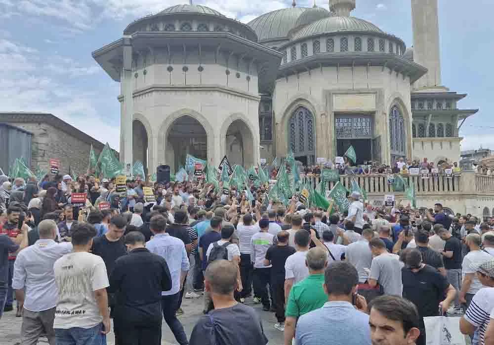 Leman Dergisi’nden Muhammed ve Musa Karikatürü Gündem Oldu