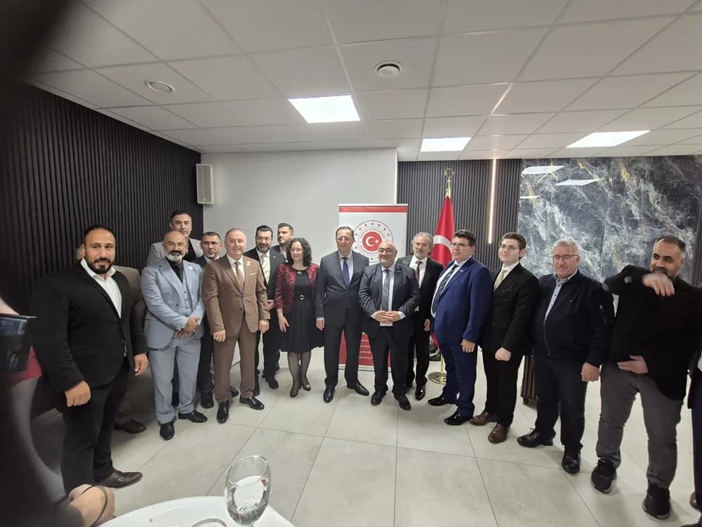 Büyükelçi Gökhan Turan Nürnberg’de Türk Toplumu ile Buluştu