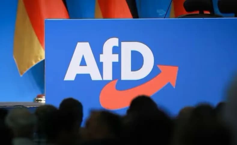 AfD, Almanya’da CDU/CSU’yu Geride Bıraktı