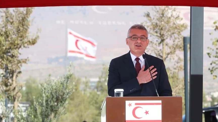 KKTC’de Cumhurbaşkanı Erhürman görevine başladı