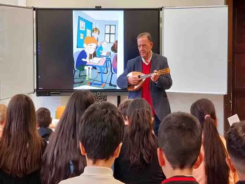 Eğitimci- Yazar Bahattin Gemici, Alman Okullarında Irkçılığı Ele Alıyor
