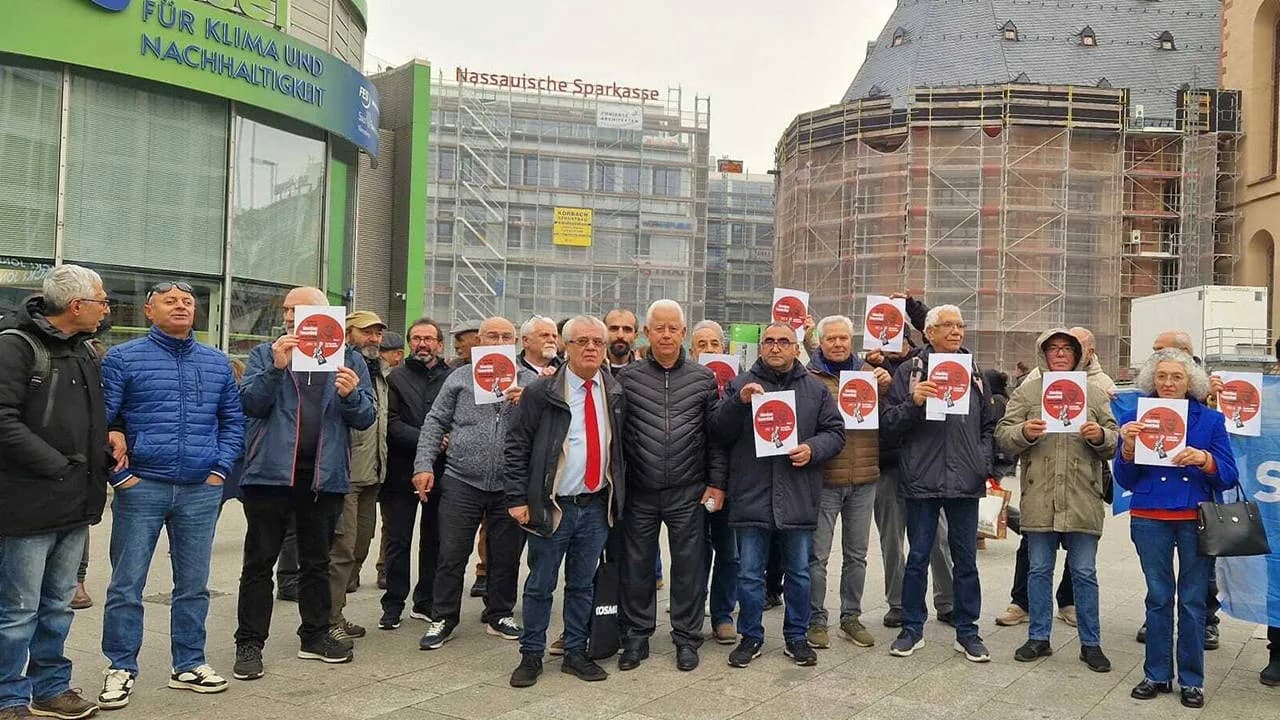 Frankfurt’ta Merdan Yanardağ ve TELE1’e Destek Eylemi: “Basın Özgürlüğü Susturulamaz”