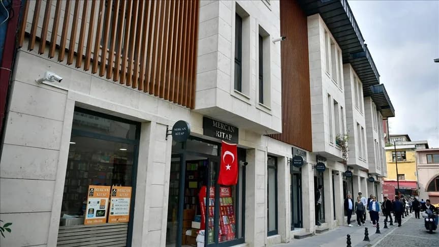 Yayıncılığın kalbi Cağaloğlu, Kitapçılar Sokağı’yla yeniden canlanıyor