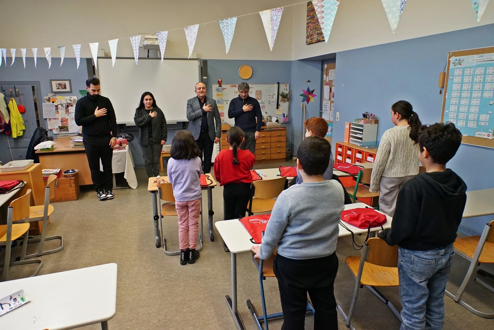 Berlin Paul-Klee Grundschule’de Alevilik Dersleri Başladı