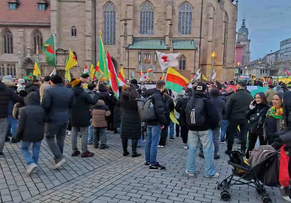 Heilbronn’da Rojava’daki Gelişmelere ve Kadın Haklarına Dikkat Çekildi