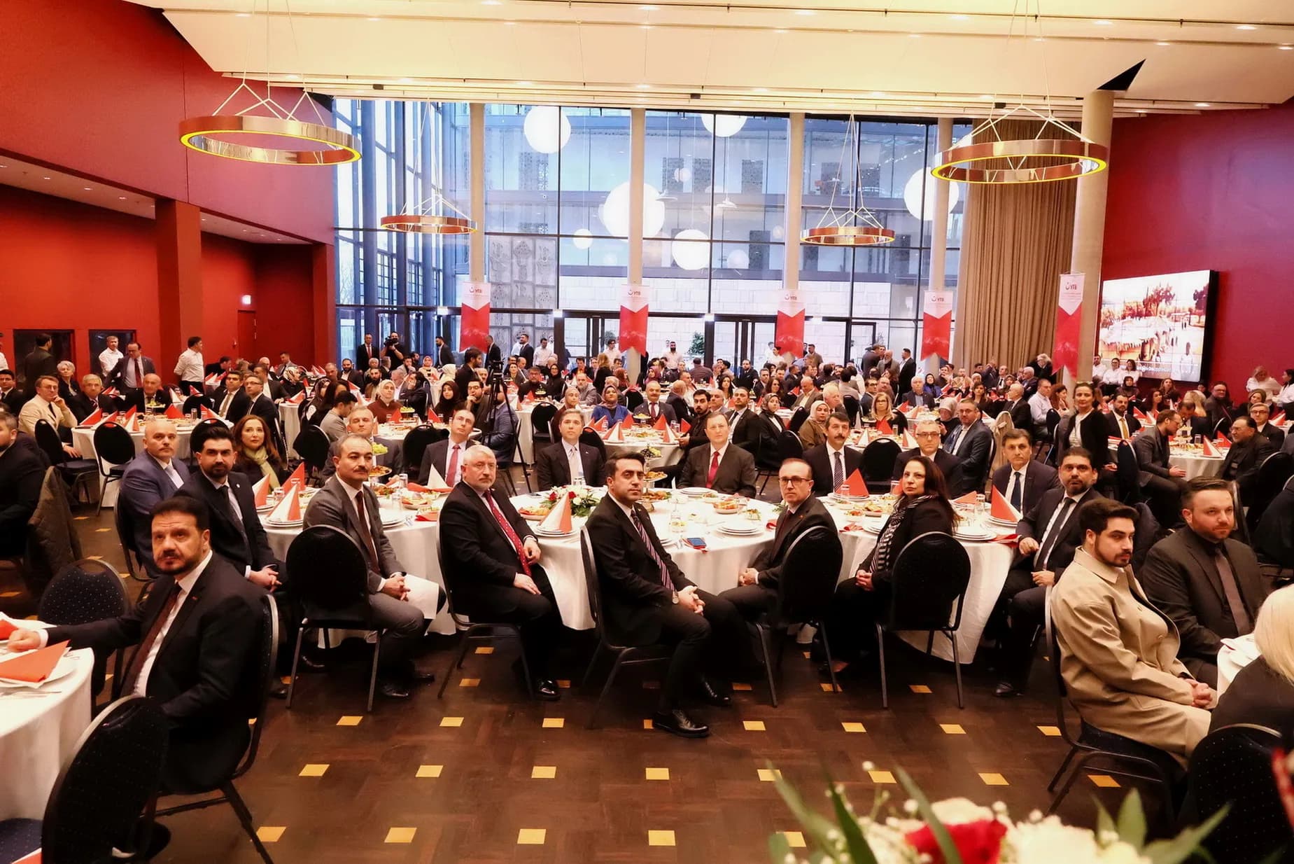 Berlin Büyükelçiliği’nde Kardeşlik İftarı