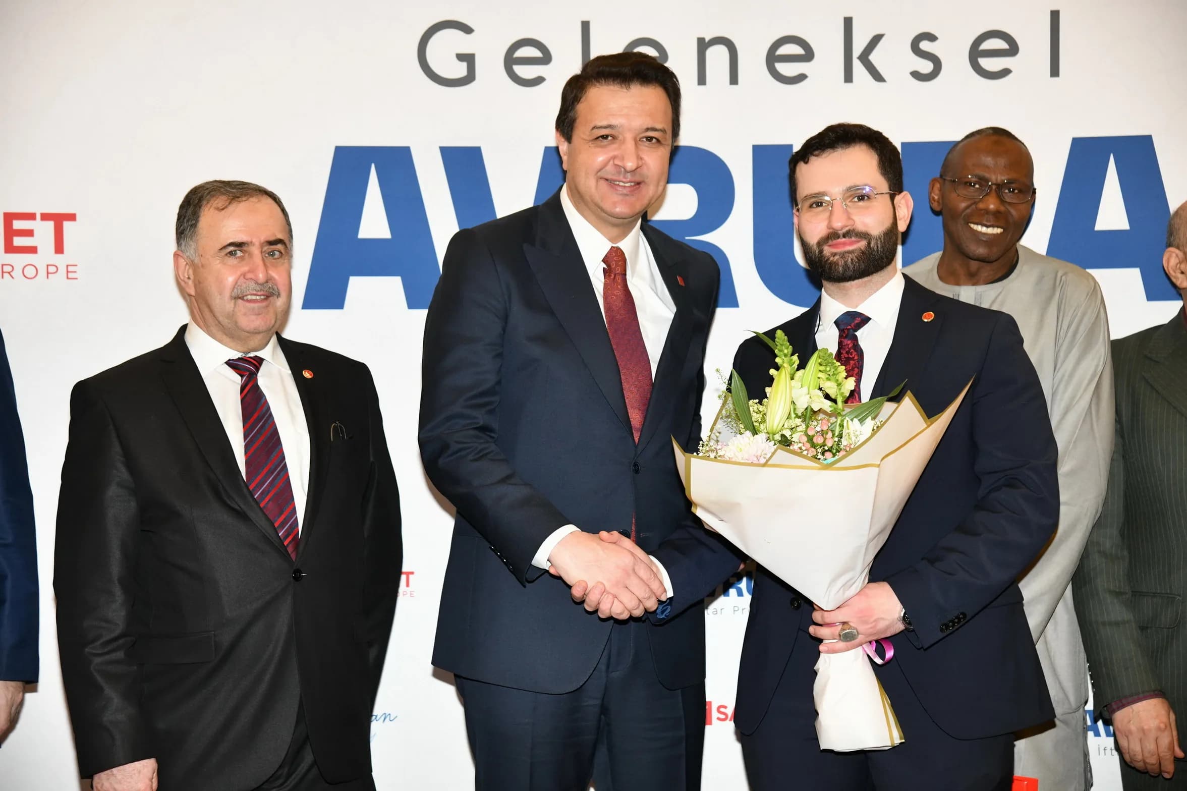 Saadet Partisi Genel Başkanı Mahmut Arıkan’dan Berlin’de Kritik Mesajlar