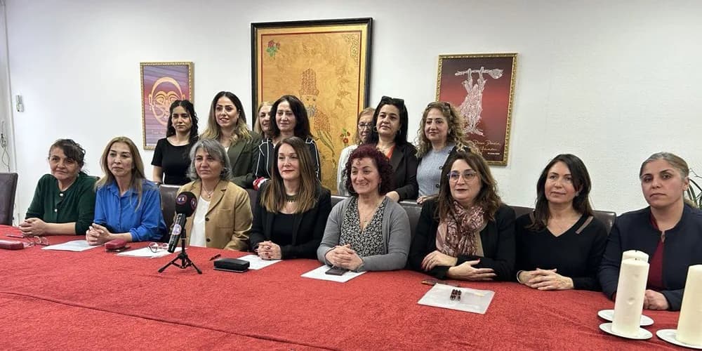 Almanya’daki Alevi kadın örgütlerinden 8 Mart deklarasyonu: “Birlikte mücadele, birlikte özgürlük”