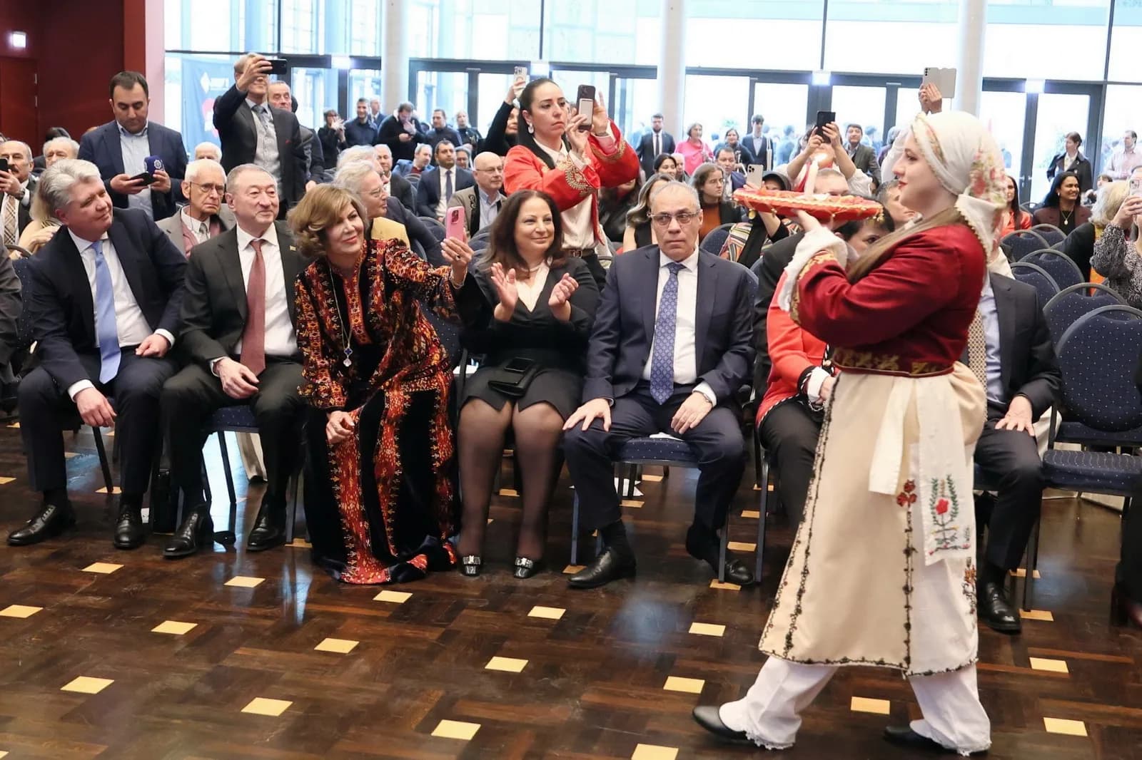Berlin’de Türk Dünyasının Kalbi Nevruz’la Attı