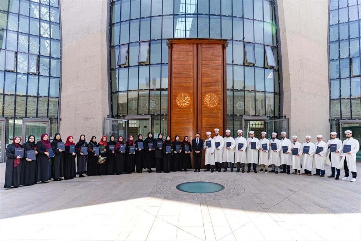 DİTİB Almanya'da çok dilli din görevlileri yetiştirmeye başladı
