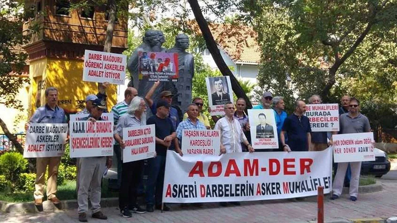 “NATO dağıtılmalıdır!”
