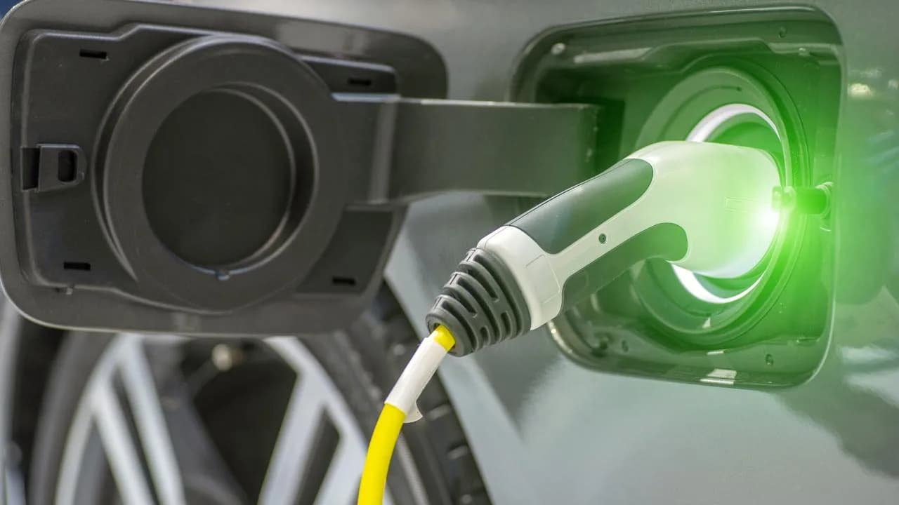 Elektrikli araç satışları martta rekor kırdı