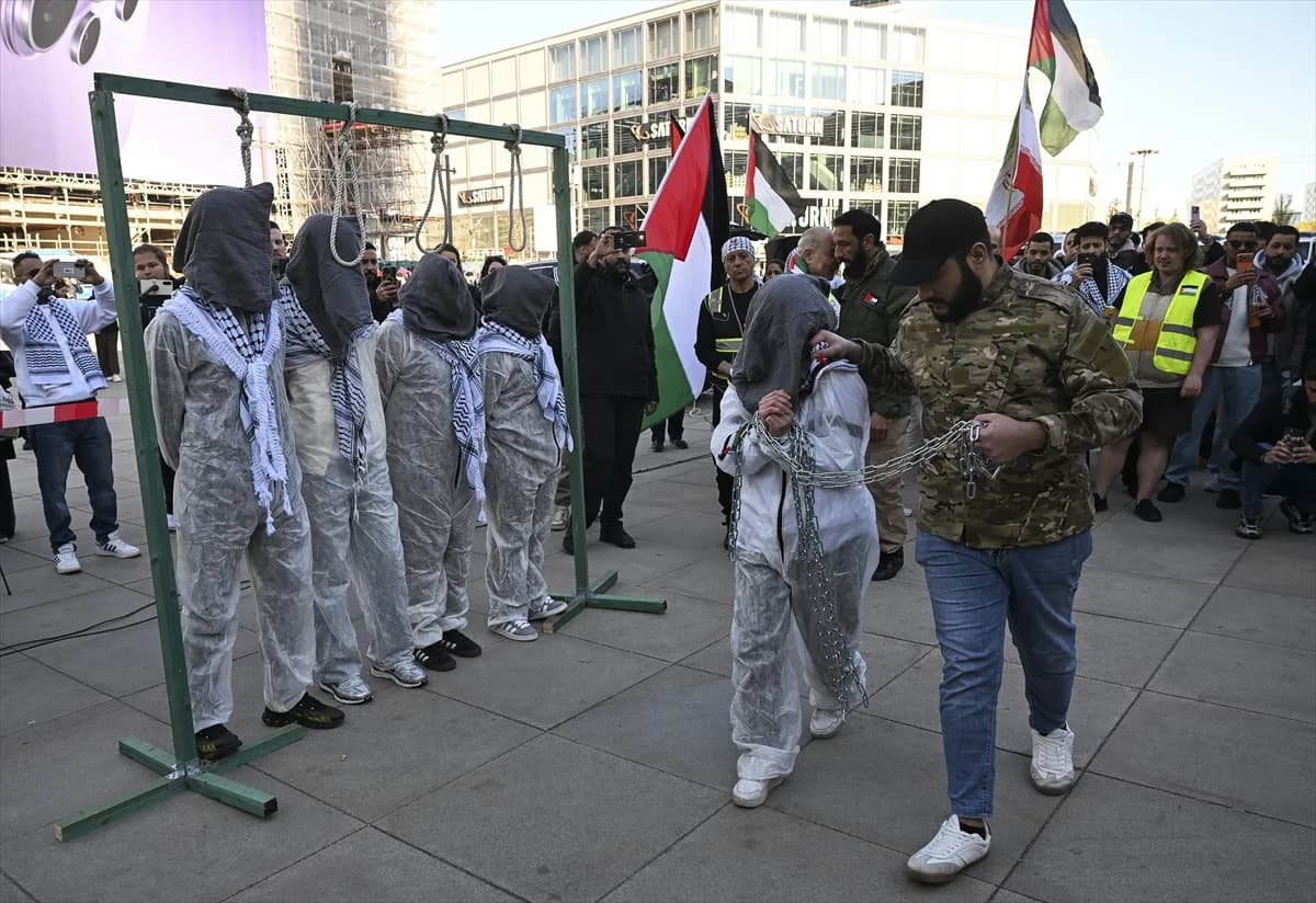 Berlin’de idam yasası protesto edildi