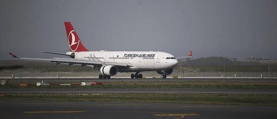 THY’nin yolcuları duman nedeniyle tahliye edildi