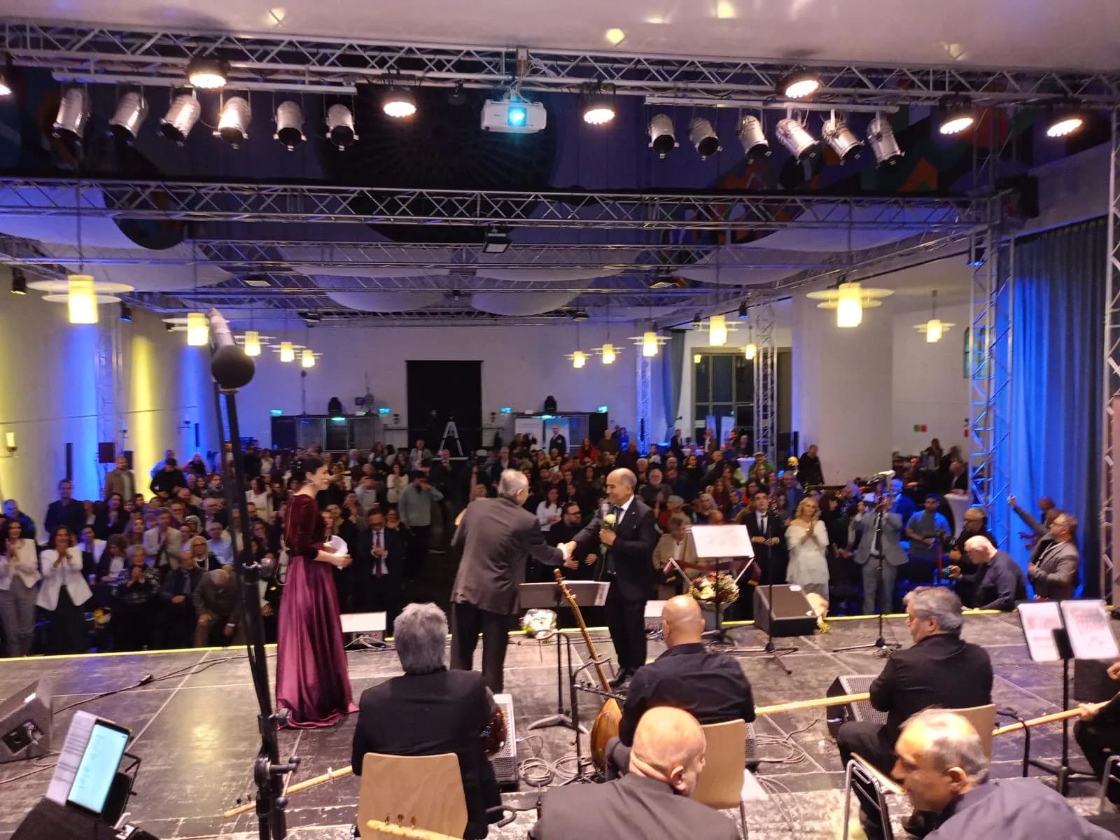 Essen’de Birlik Korosu’ndan Muhteşem Halk Müziği Konseri