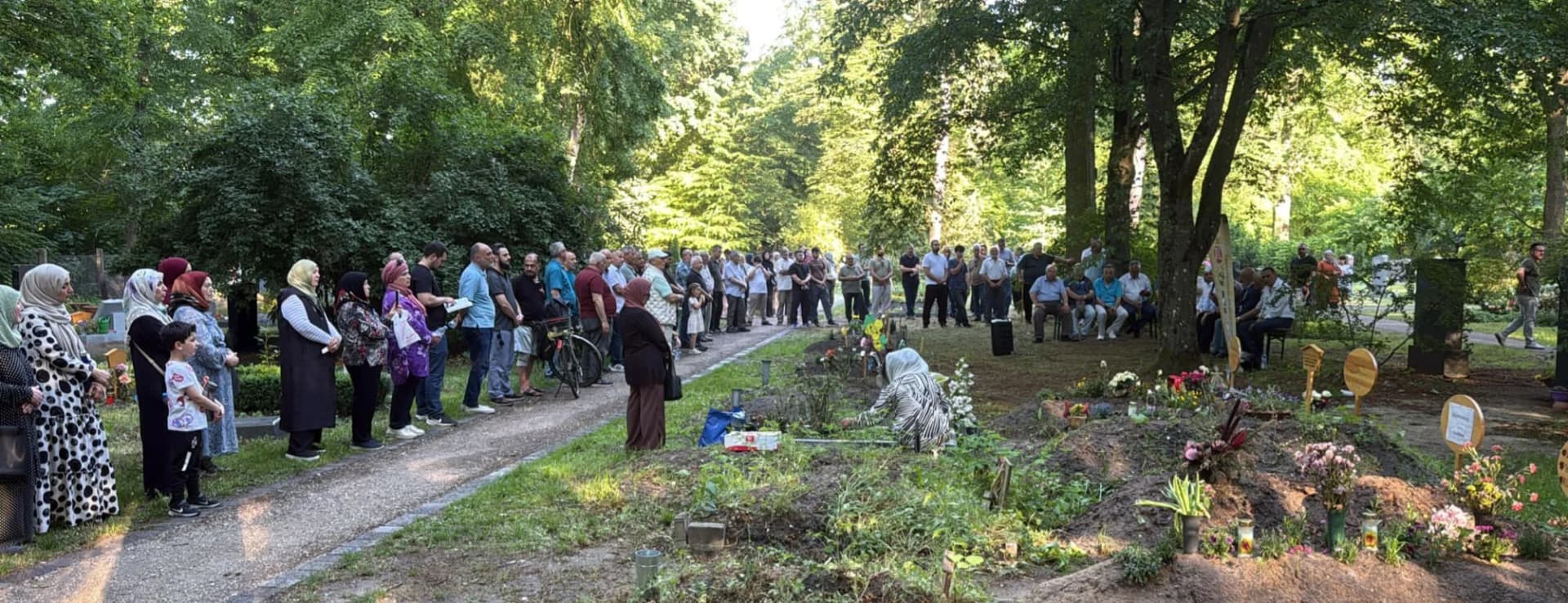 Nürnberg’de Bayram Geleneği: Kabir Ziyaretinde Duygu Dolu Anlar