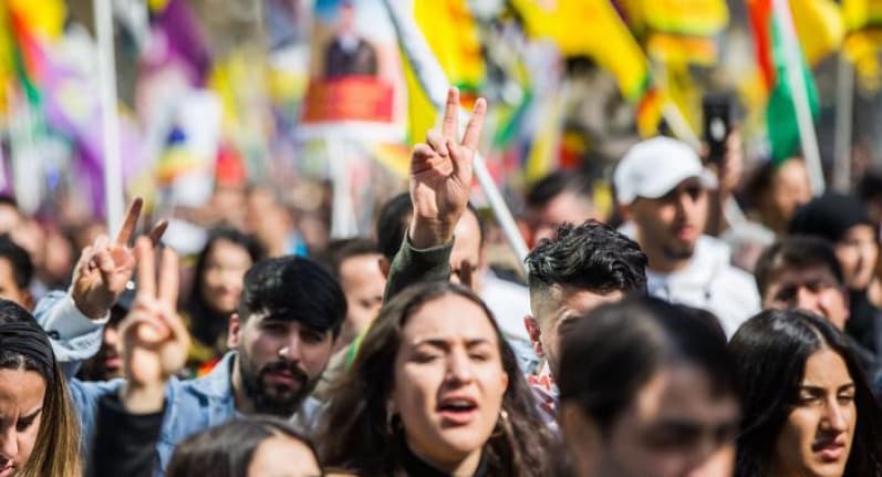Frankfurt'ta Nevruz gösterisi
