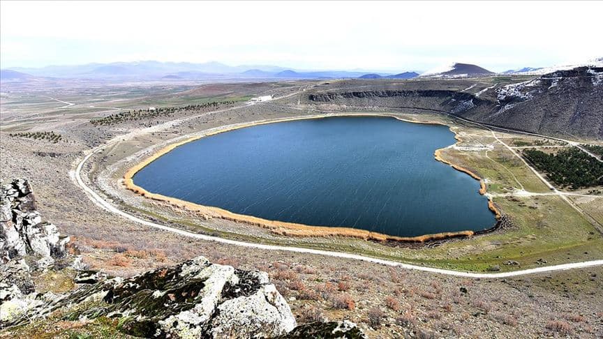 Kapadokya'nın 'kalbi' Narlıgöl ilkbaharda bir başka güzel