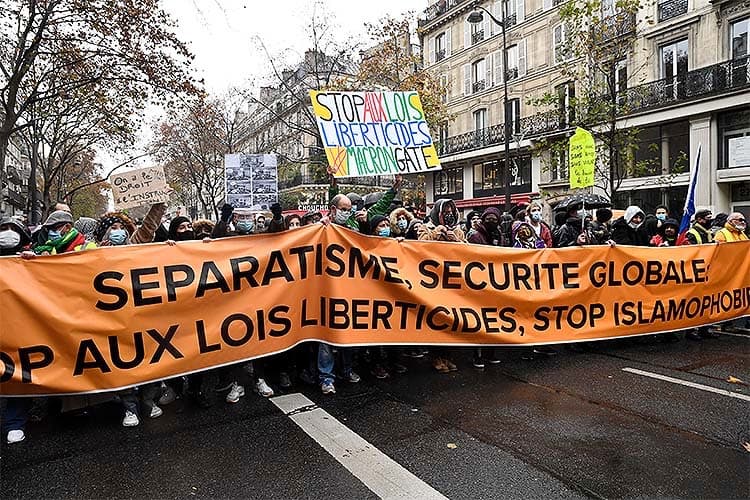 Fransa 2020'yi Kovid-19 krizi ve şiddetli protesto gösterileriyle geçirdi