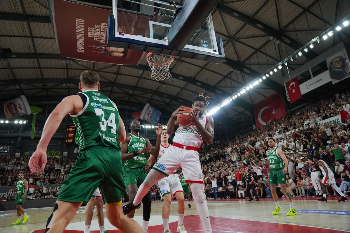 Karşıyaka: 84 - Bursaspor Basketbol: 82