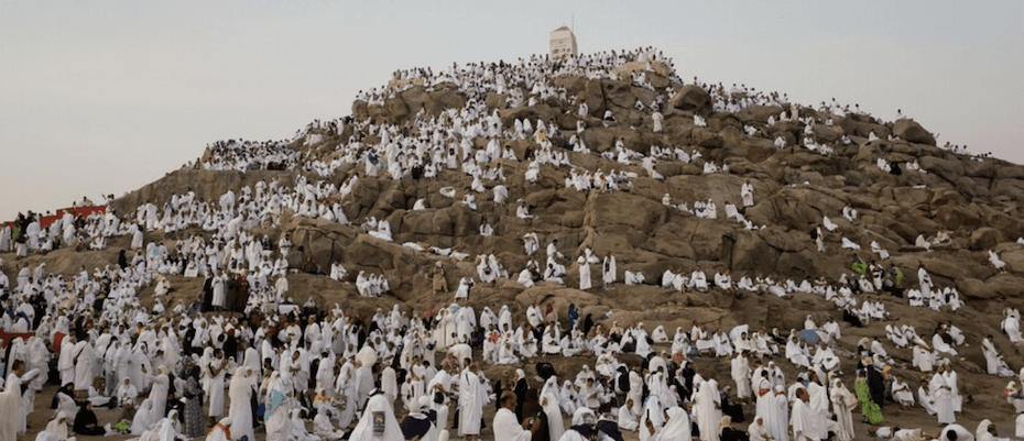 Türk hacı adaylarının Arafat'a intikali başladı