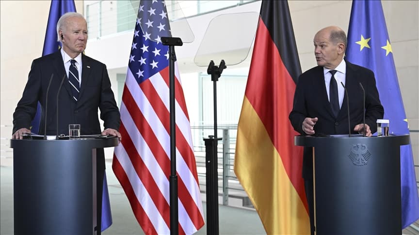 Scholz ABD Başkanı Biden’a, güçlü bir NATO’ya bağlı olduklarını söyledi