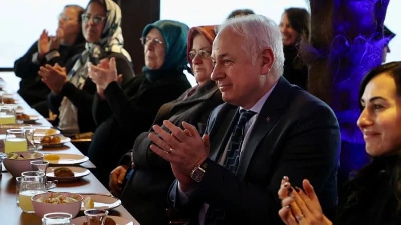 CHP’li Beykoz Belediye Başkanı Köseler gözaltına alındı