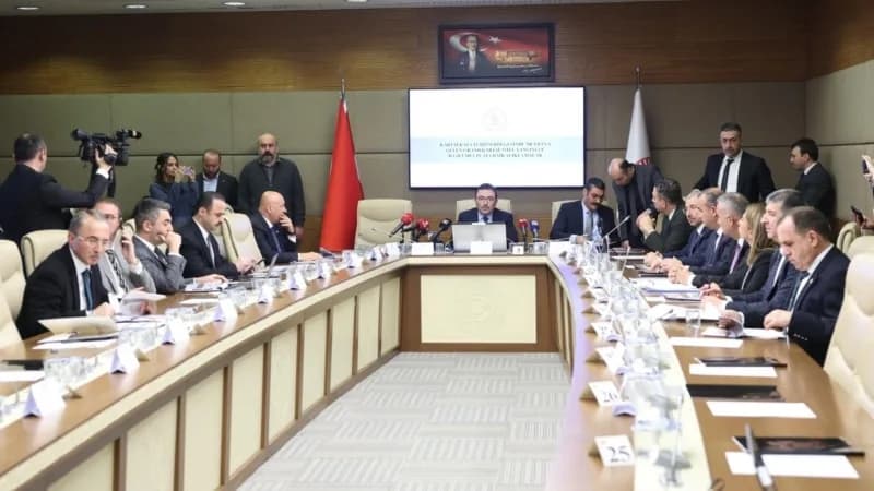 Otel yangınında “denetim kimin” tartışması dinmiyor
