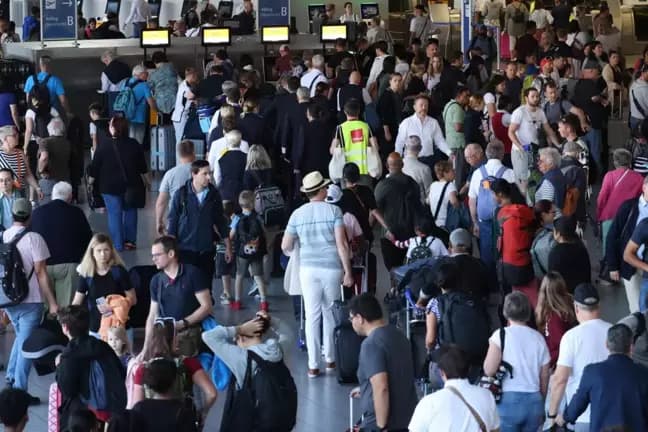 Almanya 13 bin Türk’ü sınır dışı edecek