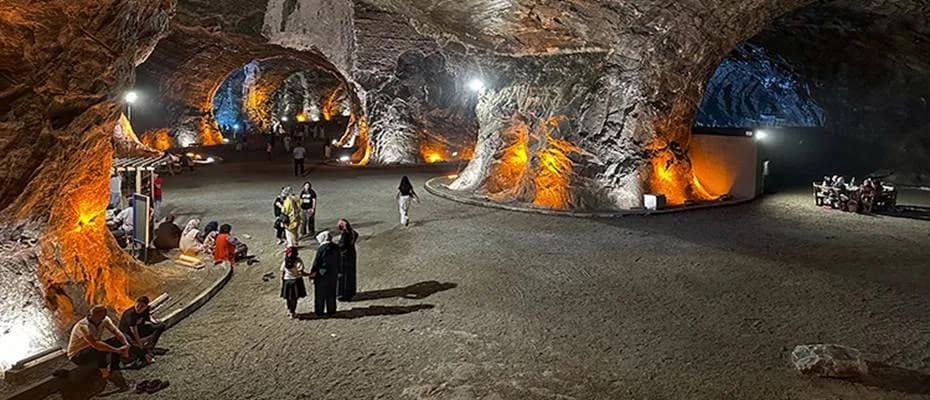 Yeraltındaki Iğdır Tuz Mağaraları sıcaktan bunalanlara serin bir nefes sunuyor