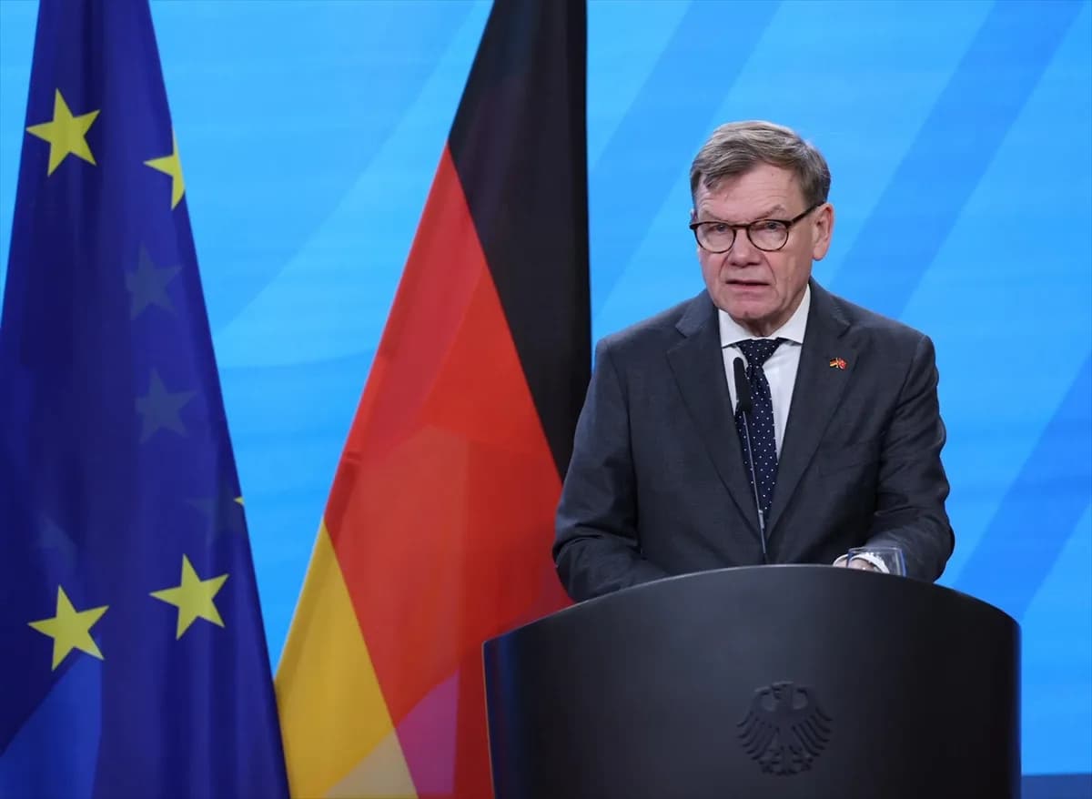 Wadephul Trump’ın NATO’dan çekilme tehdiden endişeli