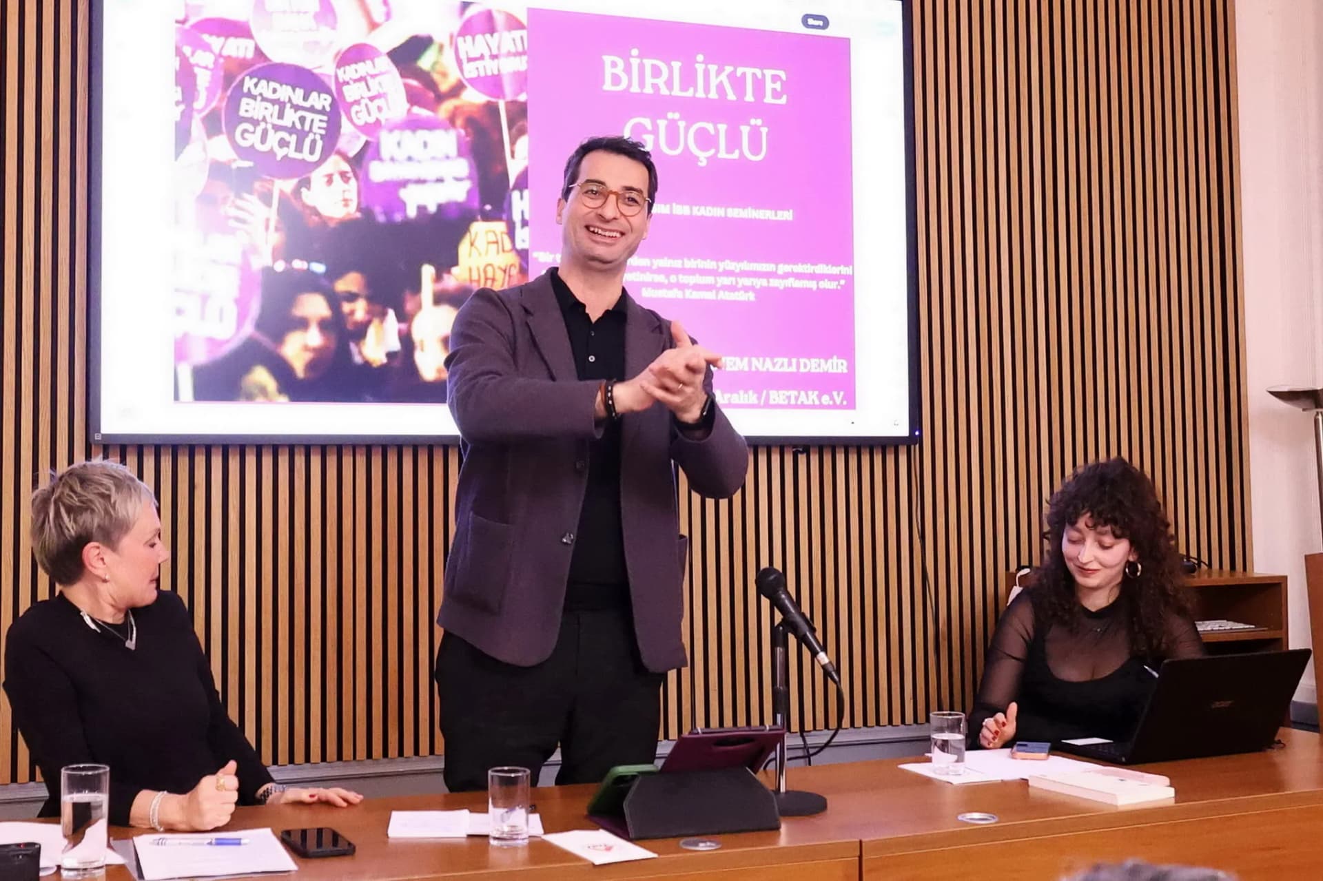 "Türkiye’de İfade Özgürlüğü ve Kadın Hakları Diplerde"