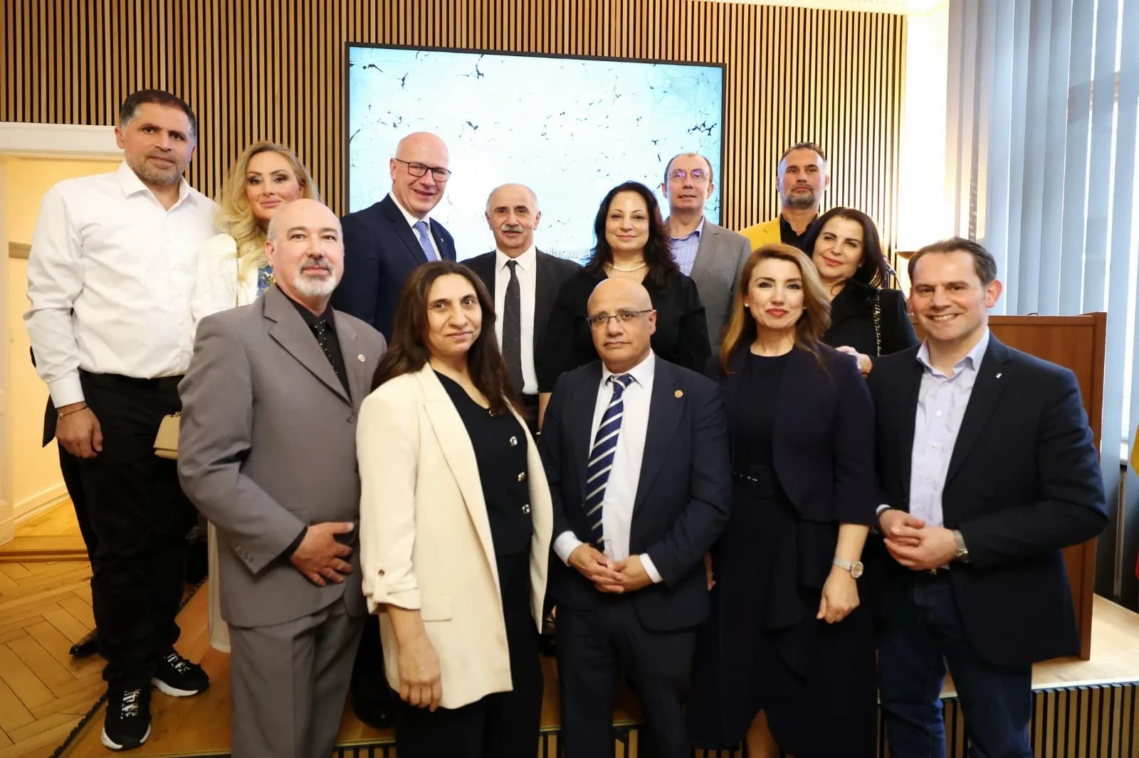 Berlin’de TDU’dan Görkemli Şeker Bayramı Resepsiyonu