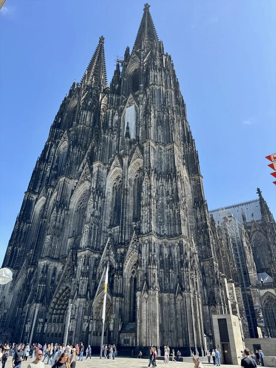 Köln Katedrali’ni ziyaret 1 Temmuz’dan itibaren ücretli olacak