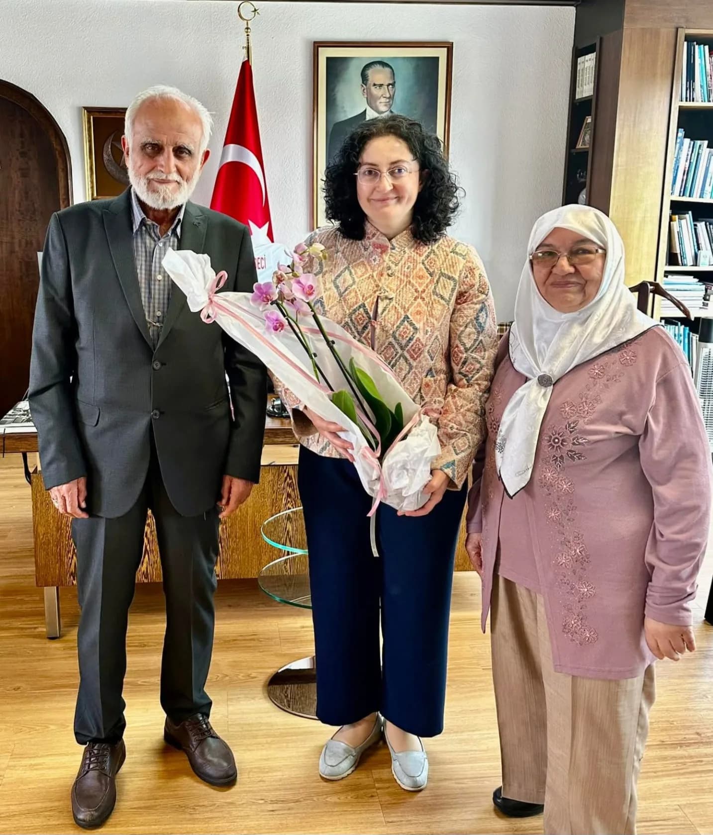 Kamile Erdemir’den Başkonsolos Cebeci’ye Ziyaret