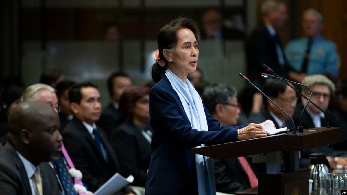 Myanmar'ın Nobel Barış Ödüllü Lideri Soykırım İddialarını Reddetti