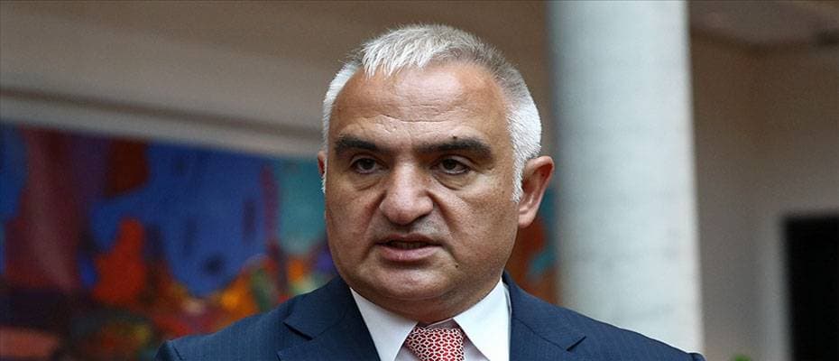 Bakan Ersoy: Turizm hedefinde sapma yok